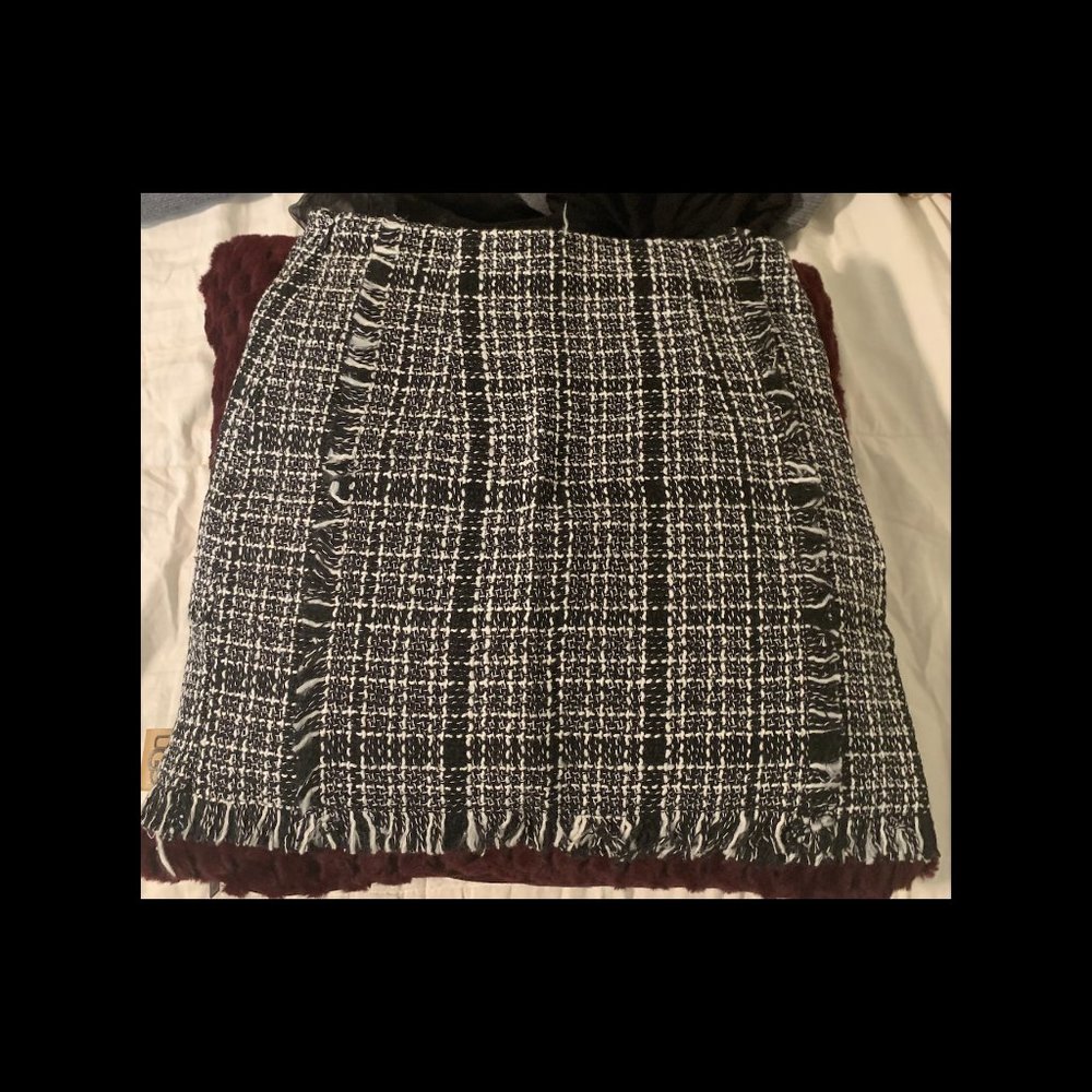 Plaid Skirt Size Medium NWOT